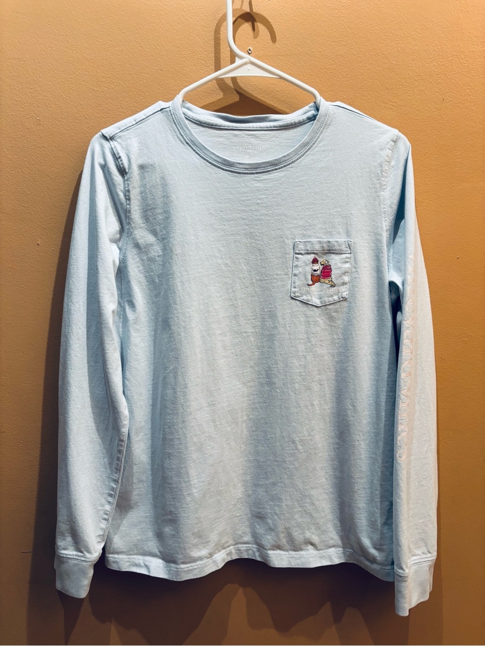 Vineyard Vines sunset ski puppies long sleeve pocket cotton t-shirt size medium